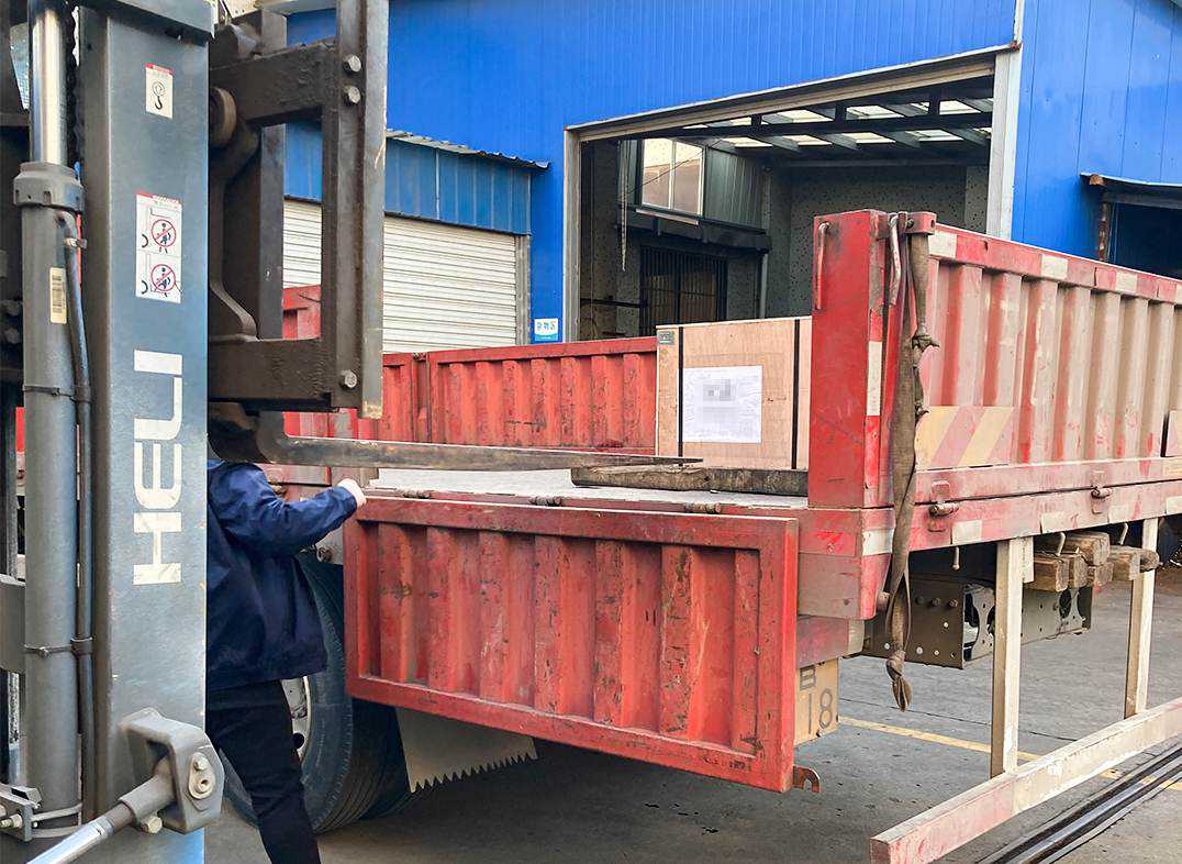 Copper Mould Tubes Shipment-6.jpg